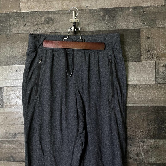 SOLD Lululemon Mens Joggers Medium - Picture 2 of 7